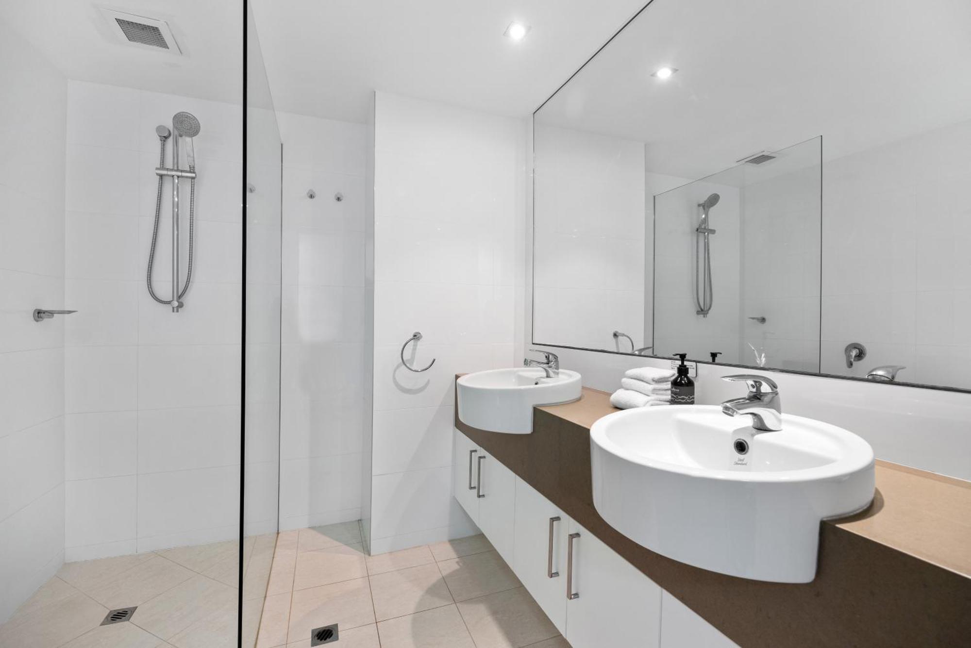 Fairshore 12: Absolute Beachfront, Direct Beach & Pool Access Noosa Zewnętrze zdjęcie