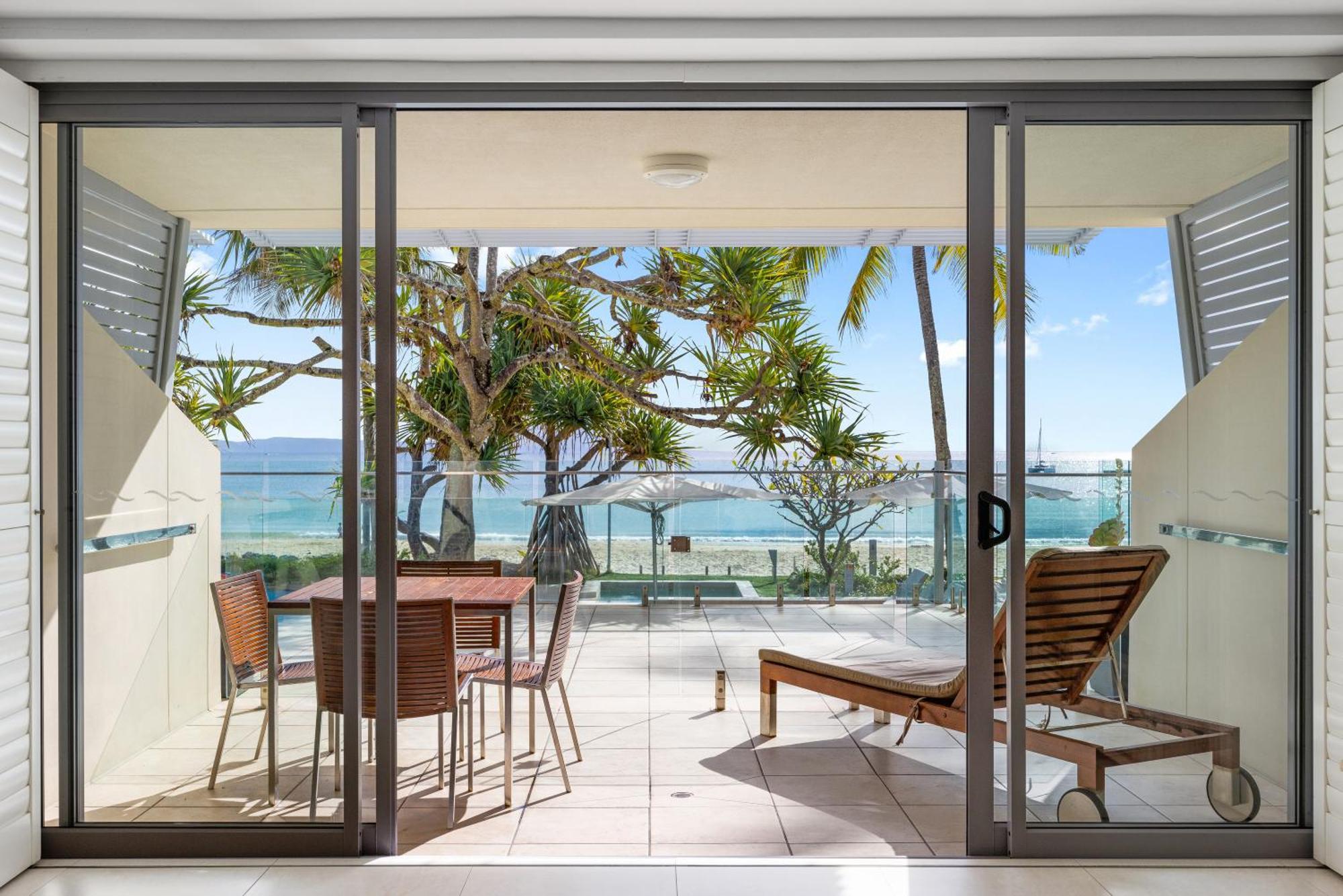 Fairshore 12: Absolute Beachfront, Direct Beach & Pool Access Noosa Zewnętrze zdjęcie